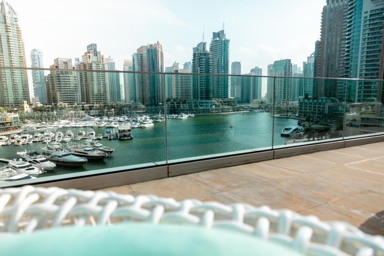 Nasma Luxury Stays - Cayan Tower Дубай Экстерьер фото